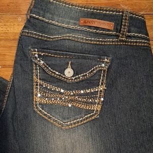 Almost Famous denim capris size 16